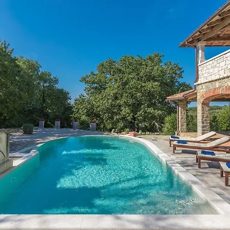 Vila With Private Pool In Paradise -